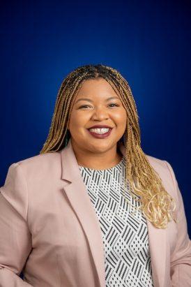 This is a headshot of Apryl Williams.